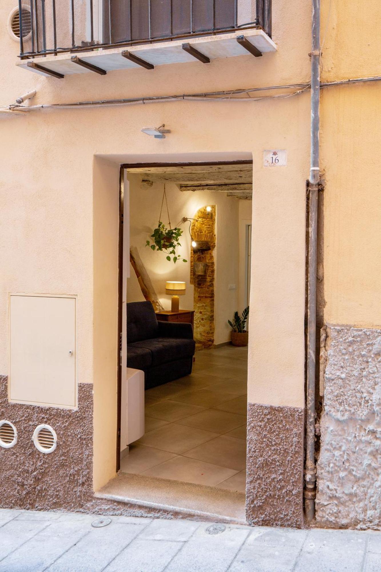 Elegante Dimora Nel Centro Storico Di * Cagliari